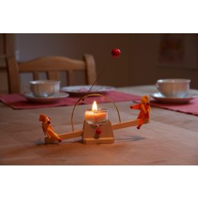 Gyertyás mérleghinta